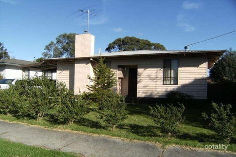 2 Alexander Ave, Moe, VIC 3825