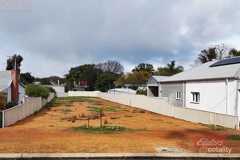 19 Falcon St, Narrogin, WA 6312