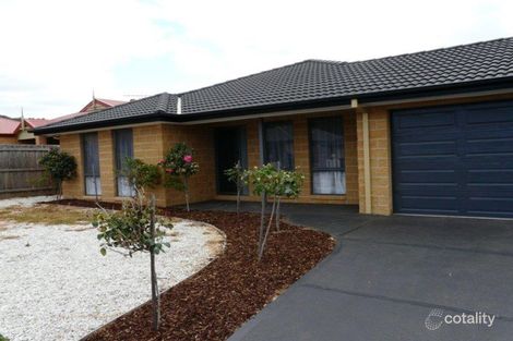 Property photo of 34 Vincent Boulevard Trafalgar VIC 3824