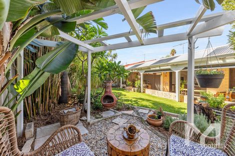 10/23 Mckimmie Rd, Palmyra, WA 6157