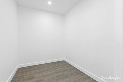 Property photo of 105/88 Orrong Crescent Caulfield North VIC 3161