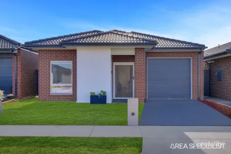 9 Songlark St, Melton South, VIC 3338