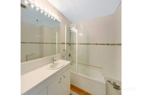 Property photo of 2302/3422 Surfers Paradise Boulevard Surfers Paradise QLD 4217