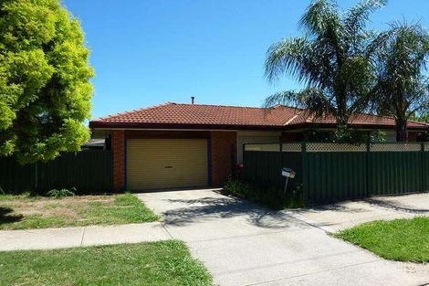 18 Beresford Ct, West Wodonga, VIC 3690