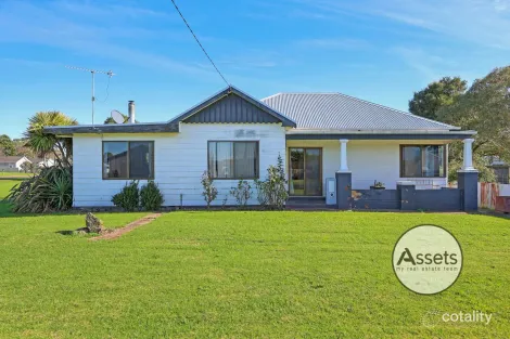 9 Best St, Heywood, VIC 3304