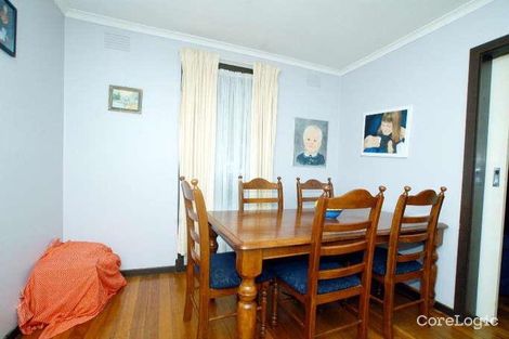 Property photo of 27 Landstrom Quadrant Kilsyth VIC 3137