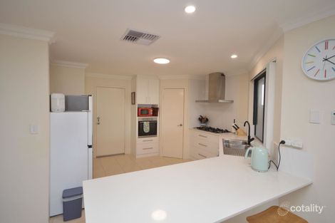 Property photo of 15 Carissa Turn Halls Head WA 6210