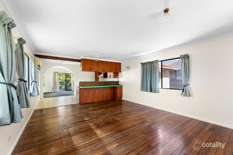 Property photo of 19 Prenter Crescent Kippa-Ring QLD 4021