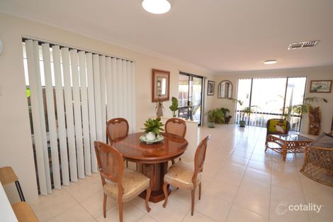 Property photo of 15 Carissa Turn Halls Head WA 6210