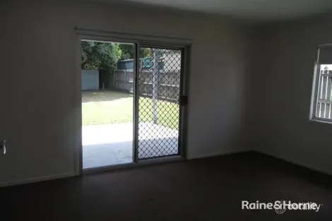 Property photo of 11 John Street Scarness QLD 4655