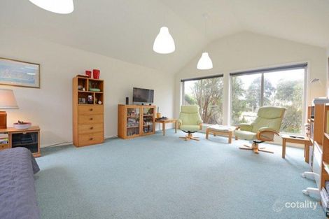 Property photo of 4 John Monash Drive Skye VIC 3977