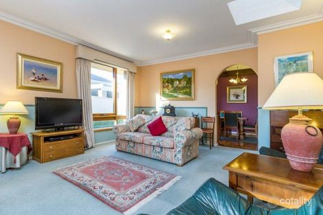 Property photo of 8 Damon Road Mount Waverley VIC 3149