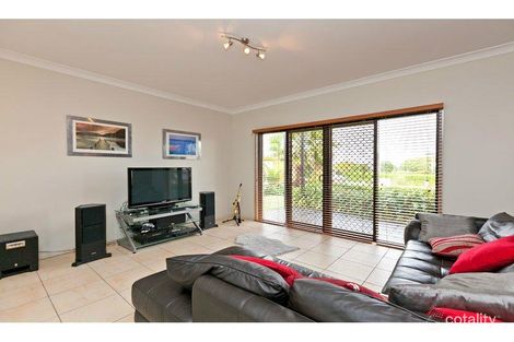 Property photo of 2 Seagrass Place Redland Bay QLD 4165