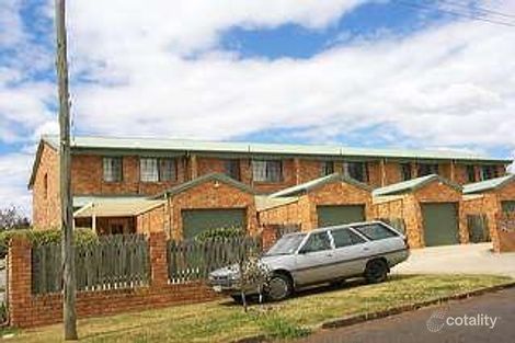 32 Phillip St, South Toowoomba, QLD 4350