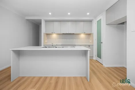 Property photo of 28 Camargo Circuit Heddon Greta NSW 2321