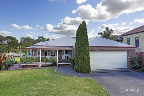 Property photo of 11 Nanton Close Lara VIC 3212