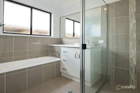 Property photo of 74 Shelby Street Glenvale QLD 4350