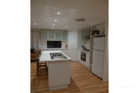 Property photo of 28 Sovereign Place Forrestfield WA 6058