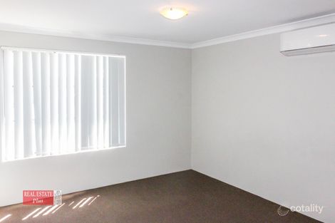 Property photo of 32 Nesbit Drive Haynes WA 6112