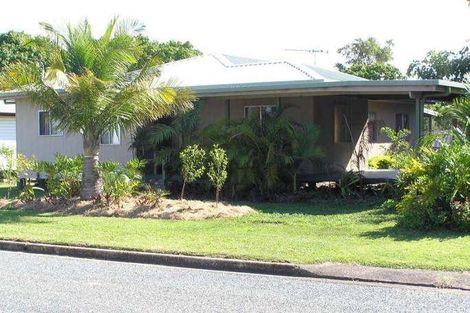 4 Joan St, Proserpine, QLD 4800