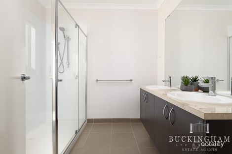 Property photo of 12 Kiewa Court Whittlesea VIC 3757