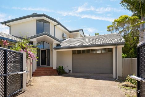 Property photo of 15 Peppermint Place Banora Point NSW 2486