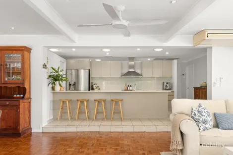 Property photo of 34 Scenic Road Kenmore QLD 4069