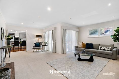 Property photo of 70 Mannering Drive Glen Waverley VIC 3150