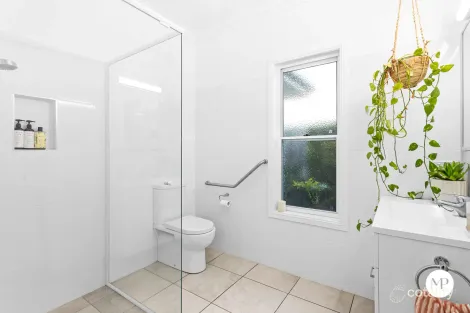 Property photo of 10/200 Upper Dawson Road The Range QLD 4700