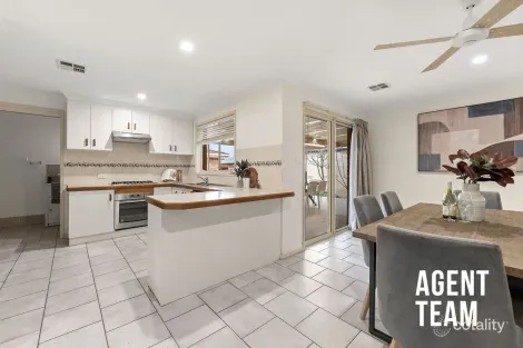 Property photo of 43 Magenta Square Amaroo ACT 2914