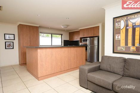 Property photo of 14 Mackenzie Crescent Wodonga VIC 3690