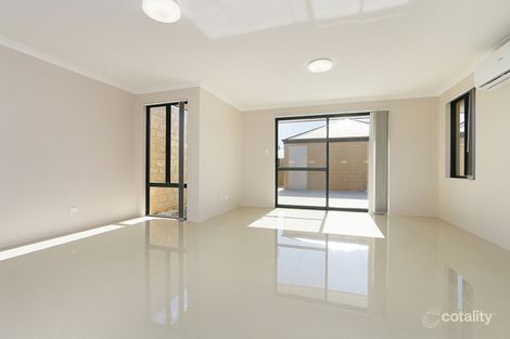 Property photo of 27 Biddiarra Bend Southern River WA 6110