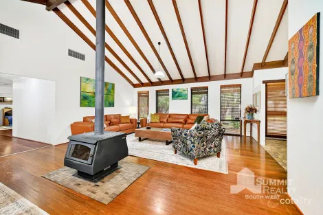 Property photo of 2 Samrose Road Dalyellup WA 6230