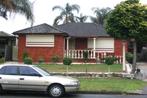 4 Glenlea St, Canley Heights, NSW 2166