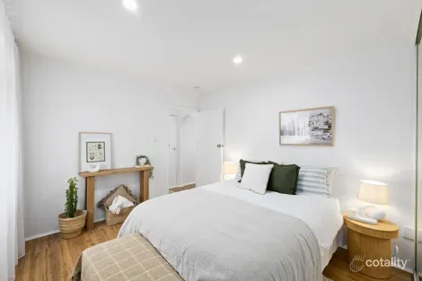 Property photo of 2/991 Gold Coast Highway Palm Beach QLD 4221