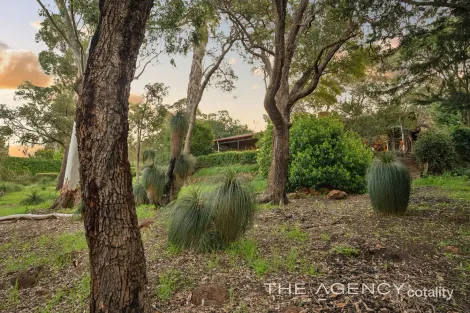 Property photo of 7 Spring Road Kalamunda WA 6076
