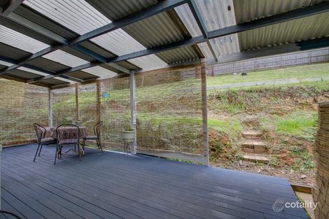 Property photo of 16 Edmunds Road Cockatoo VIC 3781