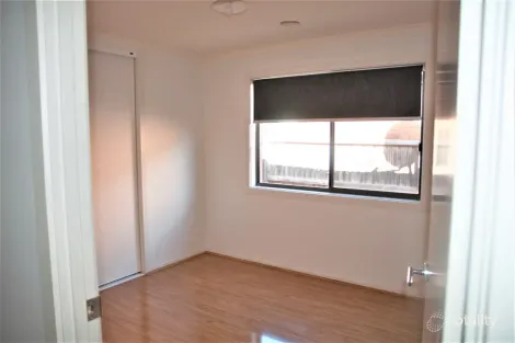 Property photo of 10 Felicity Drive Tarneit VIC 3029