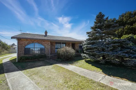 4 Coakes St, Guyra, NSW 2365