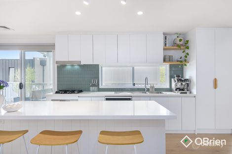 Property photo of 2 Kildare Court Frankston VIC 3199