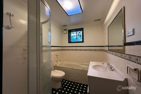 Property photo of 13 St Johns Avenue Mangerton NSW 2500