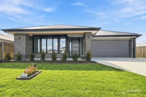 Property photo of 17 Hollywood Boulevard Traralgon VIC 3844