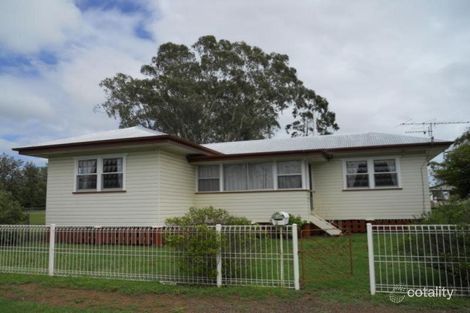 39 Murray St, Pittsworth, QLD 4356