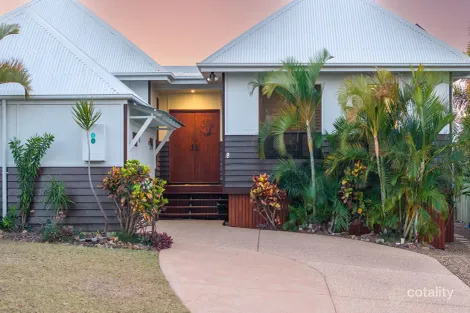 Property photo of 8 Seascape Close Agnes Water QLD 4677