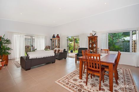 Property photo of 2/7 Gara Court Ocean Shores NSW 2483