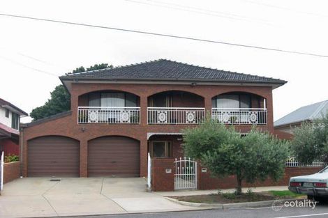 17 Walker St, Newport, VIC 3015