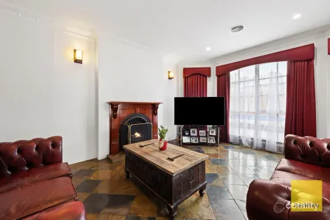 Property photo of 23 Queens Parade Hillside VIC 3037