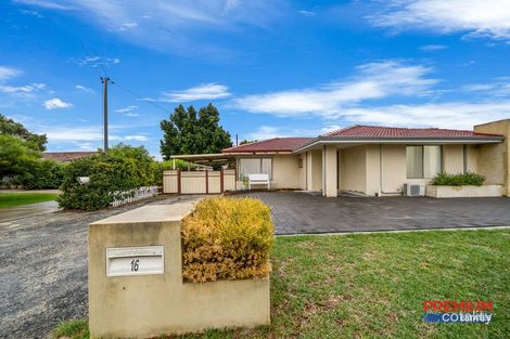 Property photo of 16 Meakers Way Girrawheen WA 6064