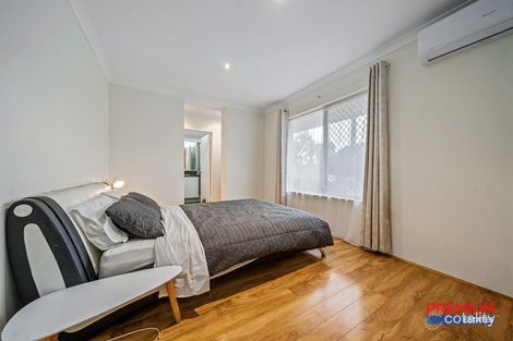 Property photo of 16 Meakers Way Girrawheen WA 6064
