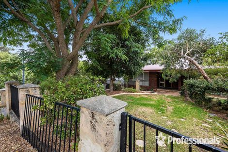 7 Leawood Cres, Boya, WA 6056